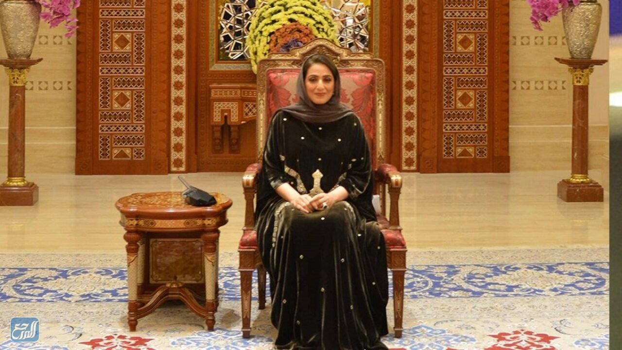 زوجة السلطان هيثم بن طارق