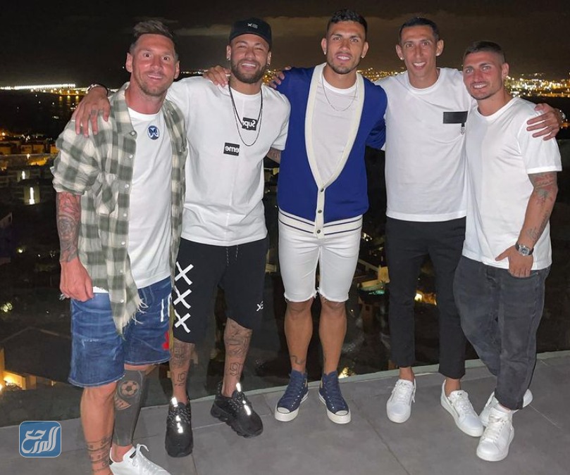 هل وقع ميسي مع باريس سان جيرمان