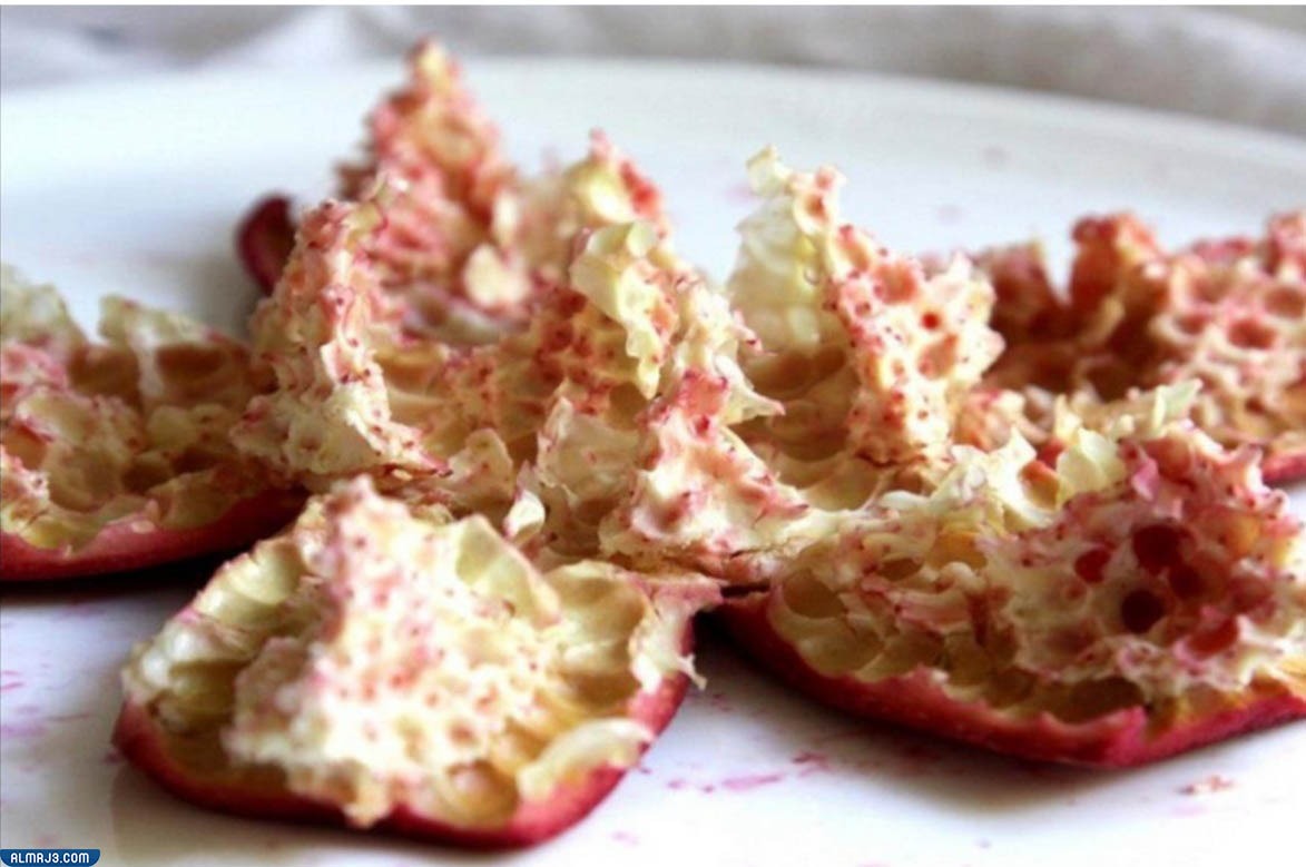 محتويات قشر الرمان