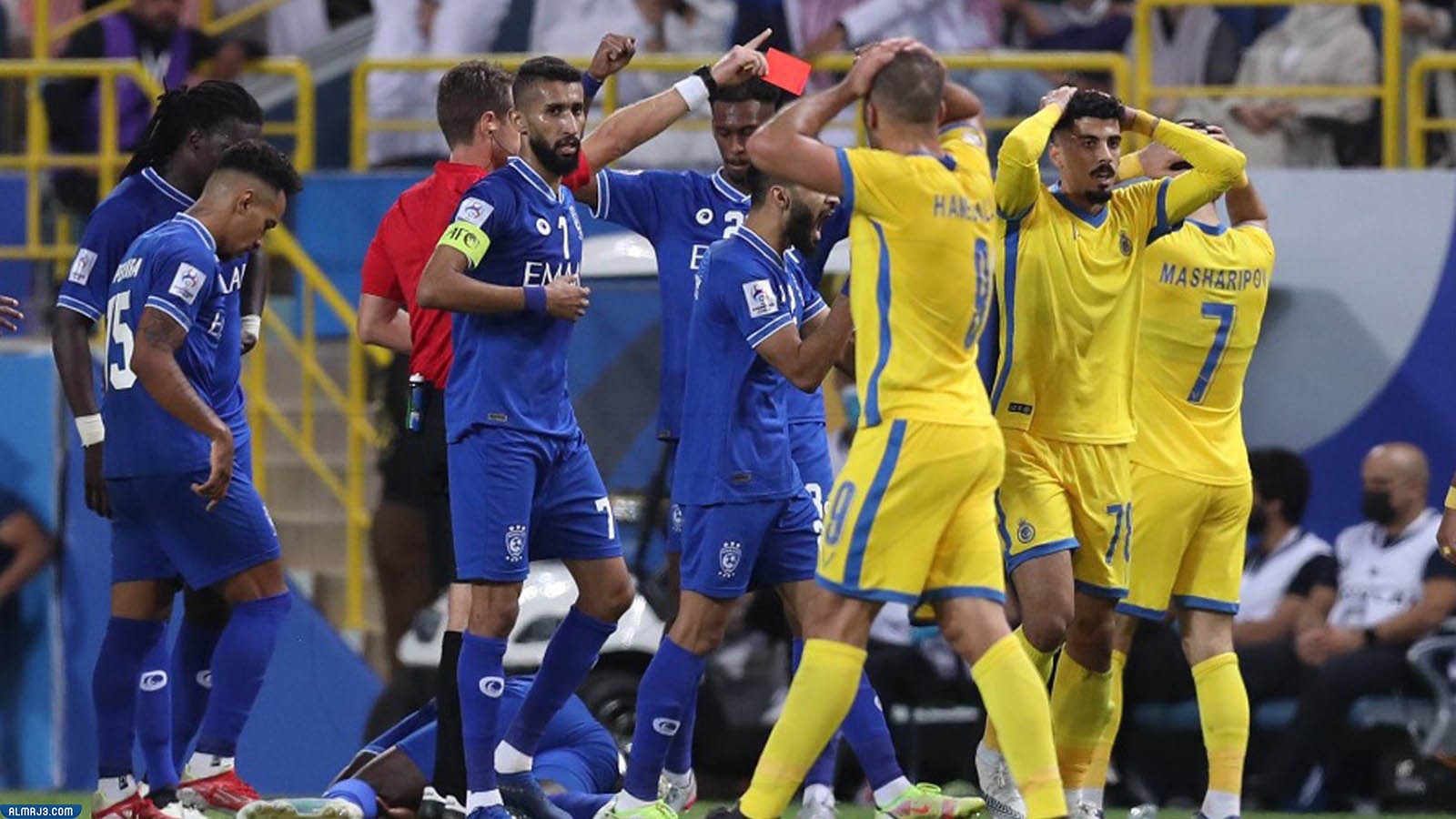 لحظة طرد لاعب النصر علي لاجامي