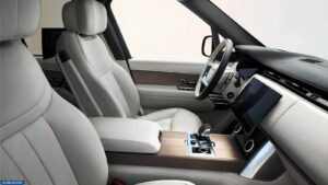 فئات رنج روفر 2022