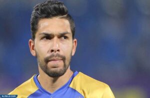 بيتروس السيرة الذاتية