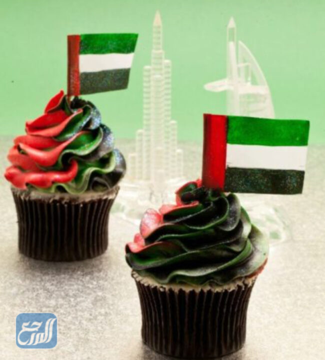توزيعات كب كيك ليوم العلم الإماراتي