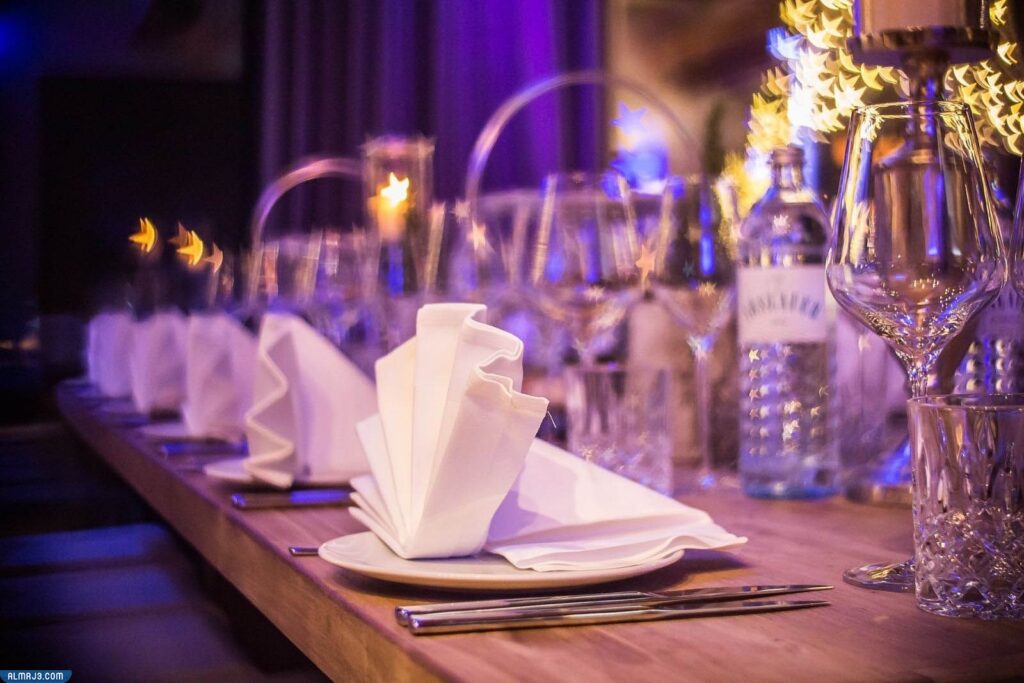 اتيكيت ترتيب طاولة الطعام بالصور