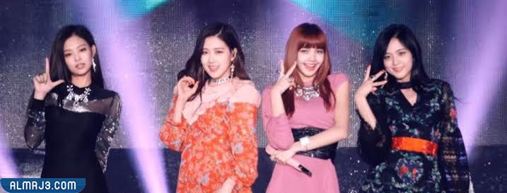 الذهاب إلى حفل أو مسرحية أو حدث مهم