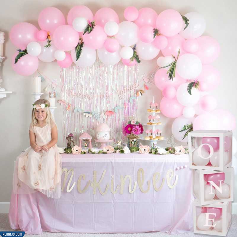 تزيين طاولات استقبال المولودة الفتاة