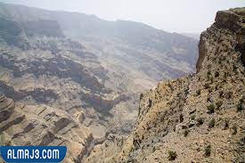 جبل شمس - أماكن السياحة والاستجمام في دولة عُمان