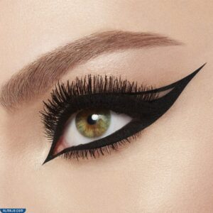  أحدث إطلالات مكياج العيون في الشتاء