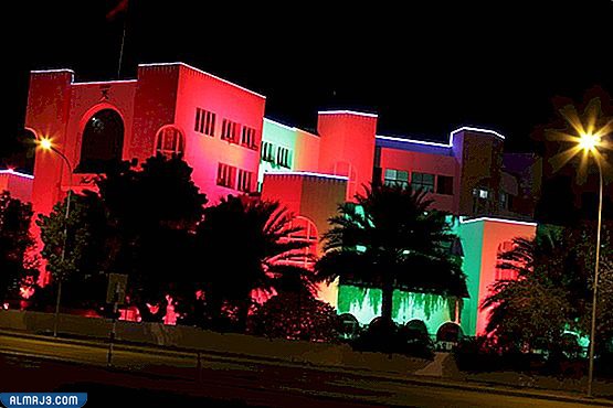 زينة العيد الوطني العماني على المباني