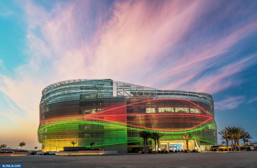 زينة العيد الوطني العماني على المباني