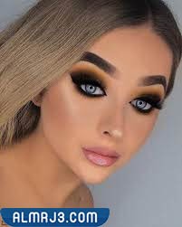 سموكي باستخدام البرتقالي والأسود