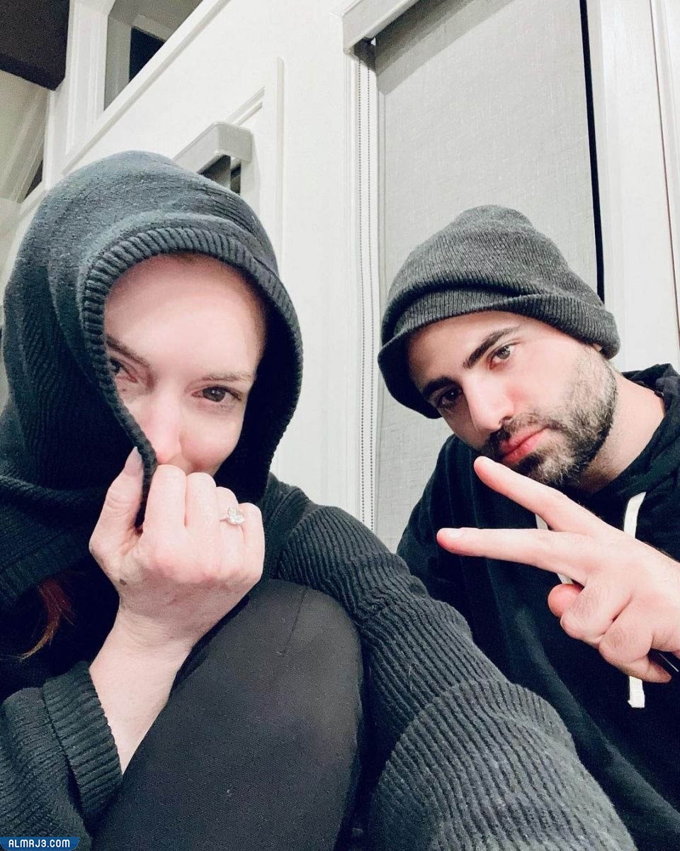 صور ليندسي لوهان وبدر شماس