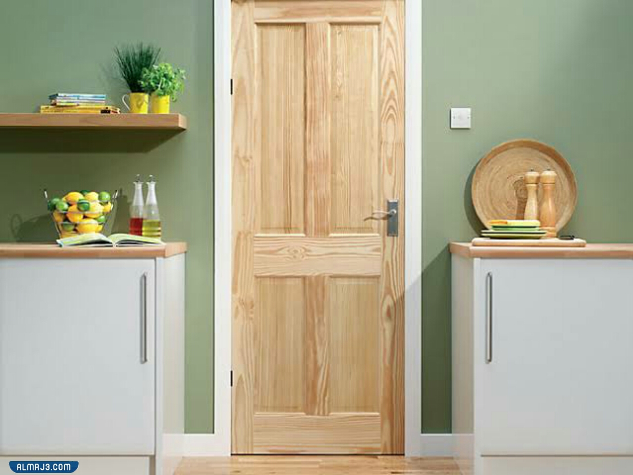 أبواب داخلية خشبية