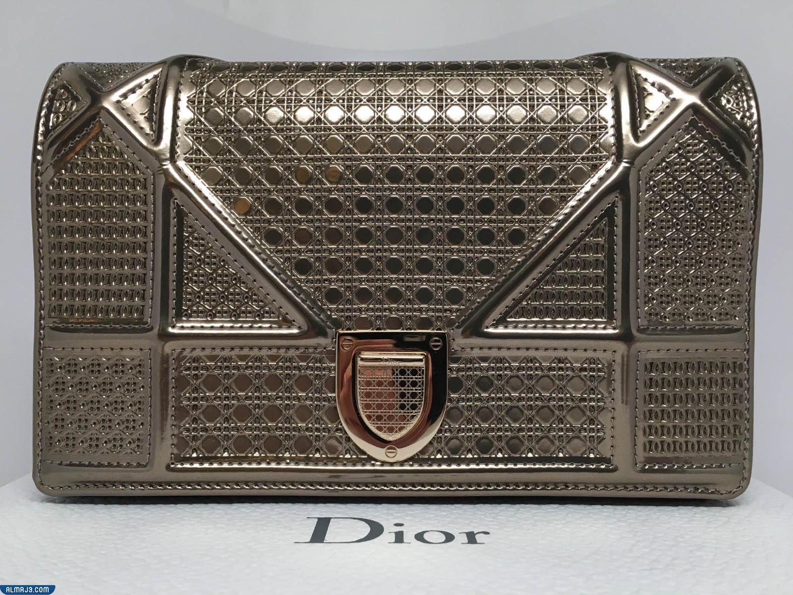 ماركة ديور ديوراما Dior Diorama