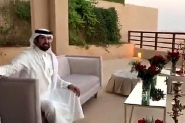 من هو عبدالعزيز البجادي زوج هيون