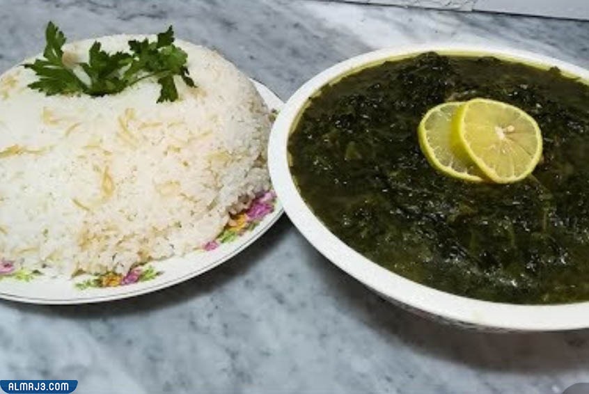 وصفة السبانخ جانب الأرز 
