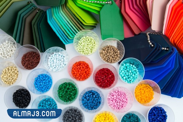 الشريحة الطينية عبارة عن قطعة من البلاستيك تفرد بفرادة خشبية حتى تصبح مسطحة ذات تخانة واحدة