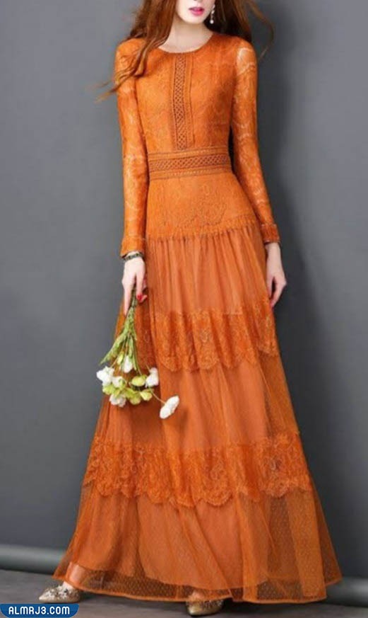 اللون البرتقالي المحروق لموضة شتاء ٢٠٢٢