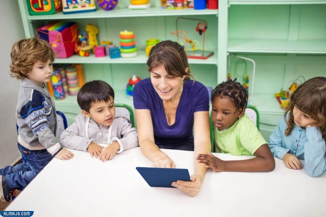 المدارس الذكية و التجارة الالكترونية دليل على