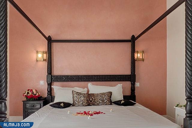 غرف نوم رومانسية بالشموع والورد-2