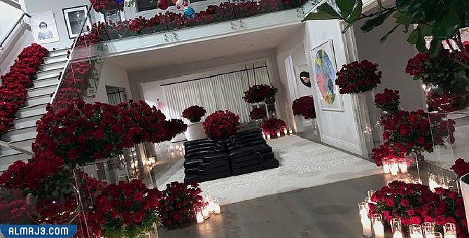 ملء المنزل بالورود والأزهار