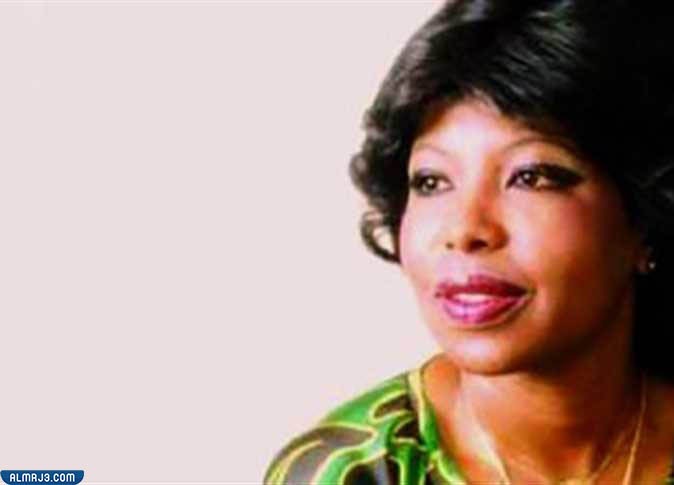 الفنانة عتاب ويكيبيديا