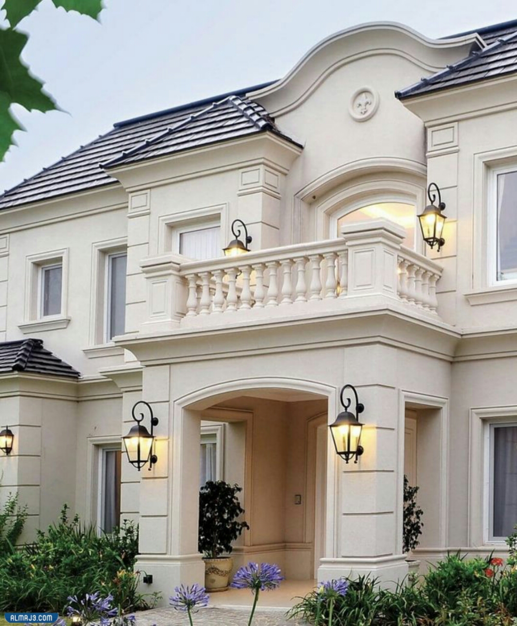 واجهات حجر أبيض