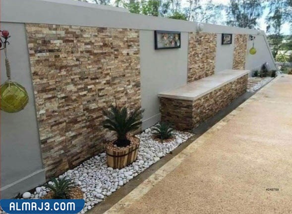 السور الخارجي المُصنع من الحصي والحجارة