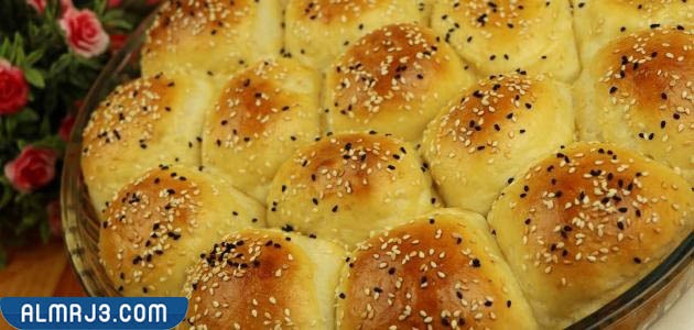 خليّة النّحل بالتمر