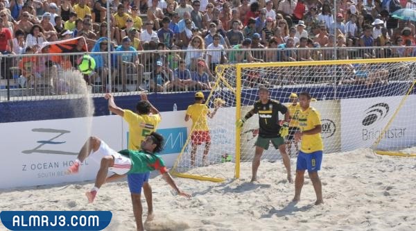 عدد لاعبي كرة القدم الشاطئية