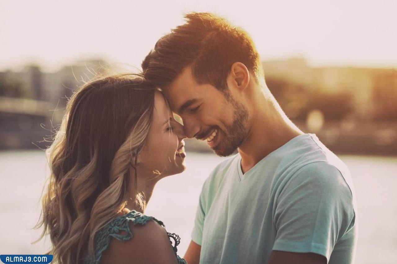 علامات اشتياق الرجل لحبيبته