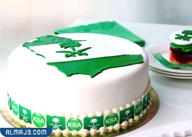 صور متنوعة لكيكة يوم التأسيس السعودي
