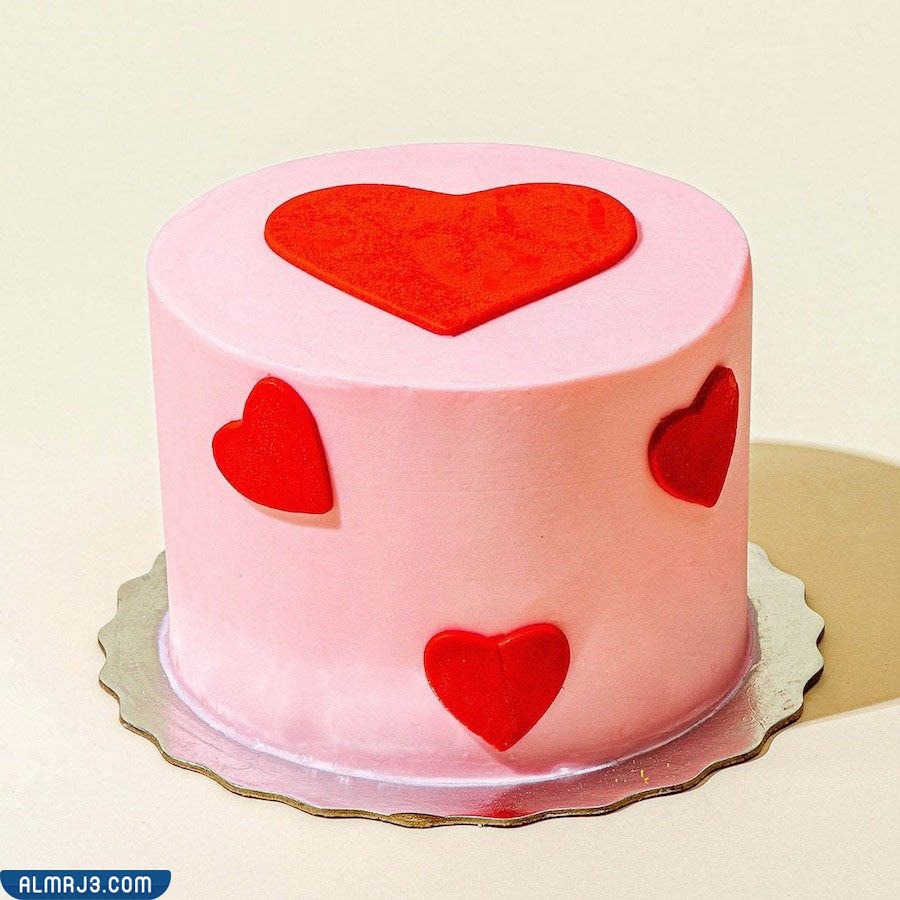 قوالب كعكة عيد الحب على شكل قلب