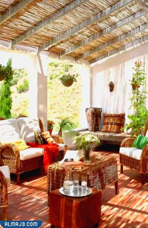 أفكار ديكورات خشبية للجلسات الخارجية