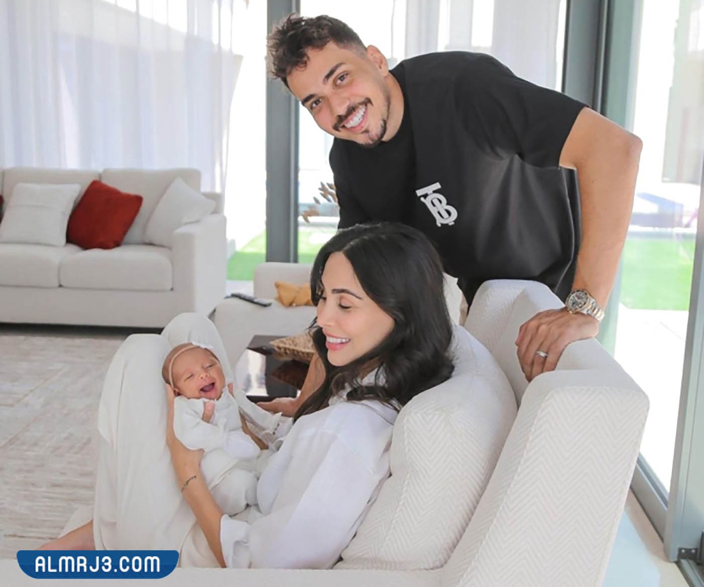 السيدة البرازيلية داني ألفيس