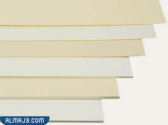 اللون العاجي