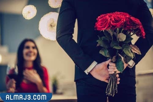 بوستات تهنئة عيد الحب للحبيبة