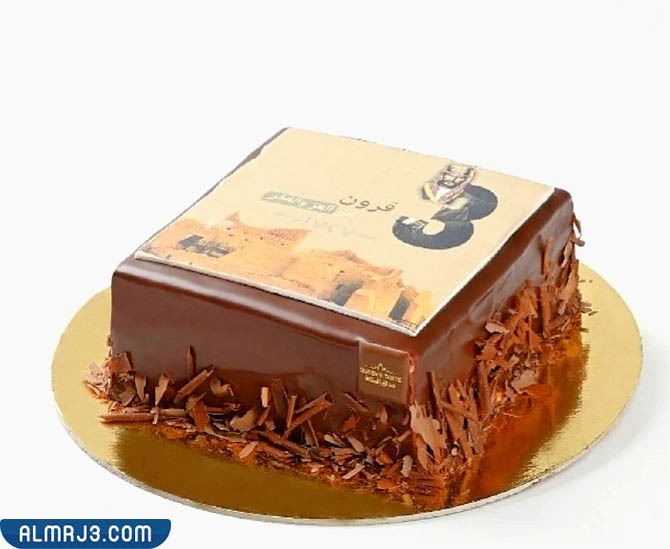 طريقة صنع قالب كيكة كبير ليوم التأسيس