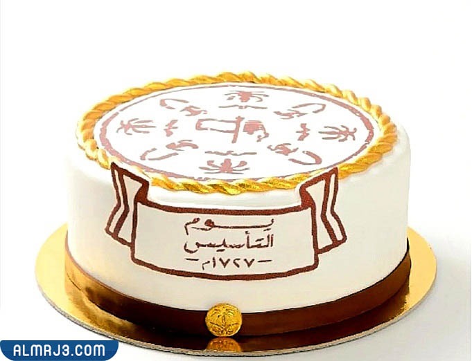طريقة صنع قالب كيكة كبير ليوم التأسيس