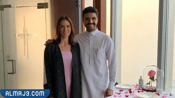 علي المشعل وزوجته