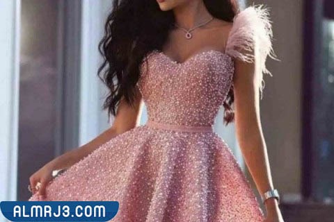 فساتين سهرة فخمة ورَاقية قصيرة
