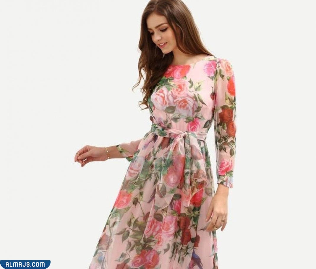 فستان شيفون باللون الروز الهادئ