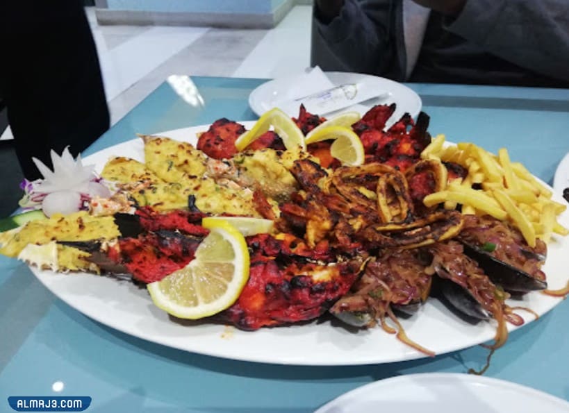 مطعم السلمون الذهبي