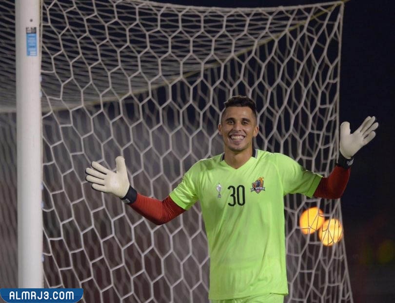 مصطفى زغبة السيرة الذاتية