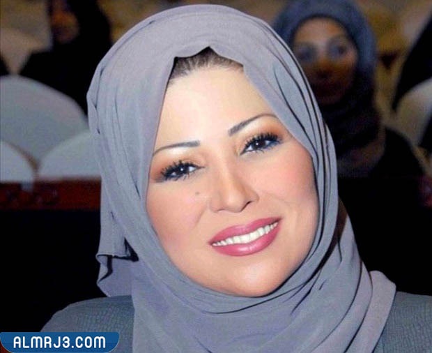 السيرة الذاتية لخديجة بن قنة