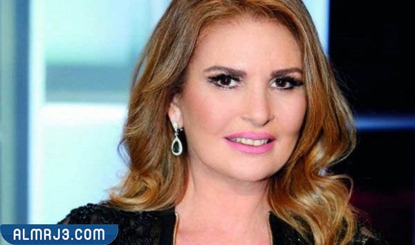 الفنانة يسرا