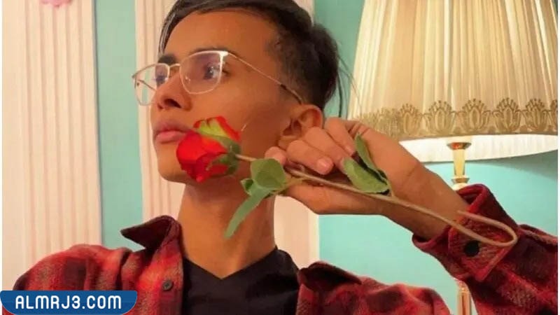 المودل هيما ويكيبيديا