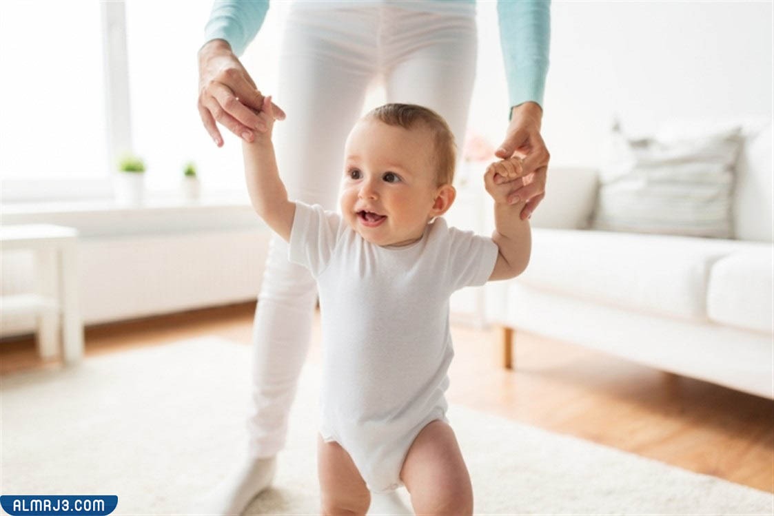 طرق لمساعدة الطفل على المشي
