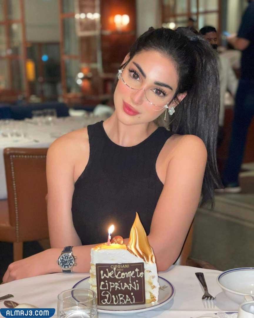 كم عمر زينب العلوان