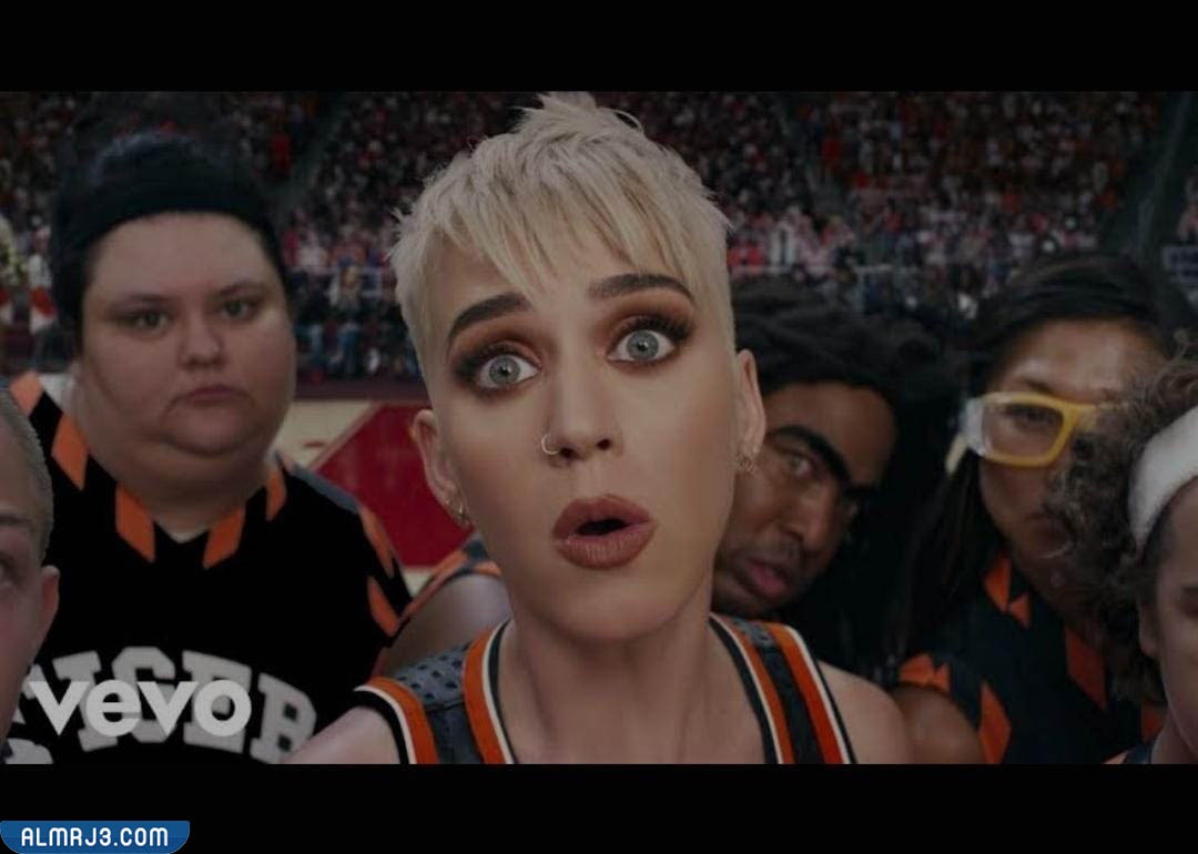 من غنى swish swish